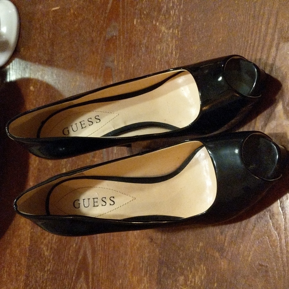 Guess black heels